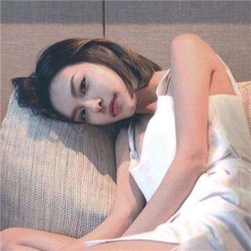 捷蓝航空股价迅速飙升13%， 消息面上，捷蓝航空正寻求潜在的并购合作方。